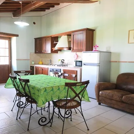 Fabulous Foliage In Extensive Grounds You Will Love Staying Here In Paradise Villa