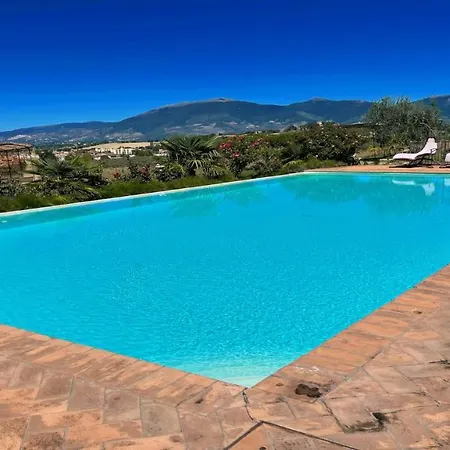 Fabulous Foliage In Extensive Grounds You Will Love Staying Here In Paradise Villa *